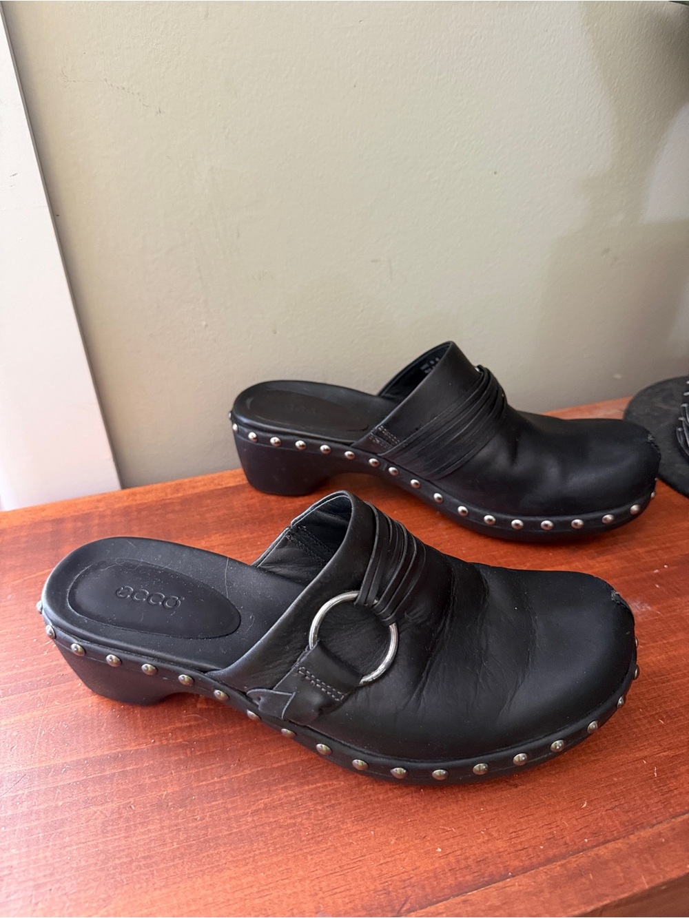 ECCO Black Leather Studded Clogs Mules Platform Slip On EU 40